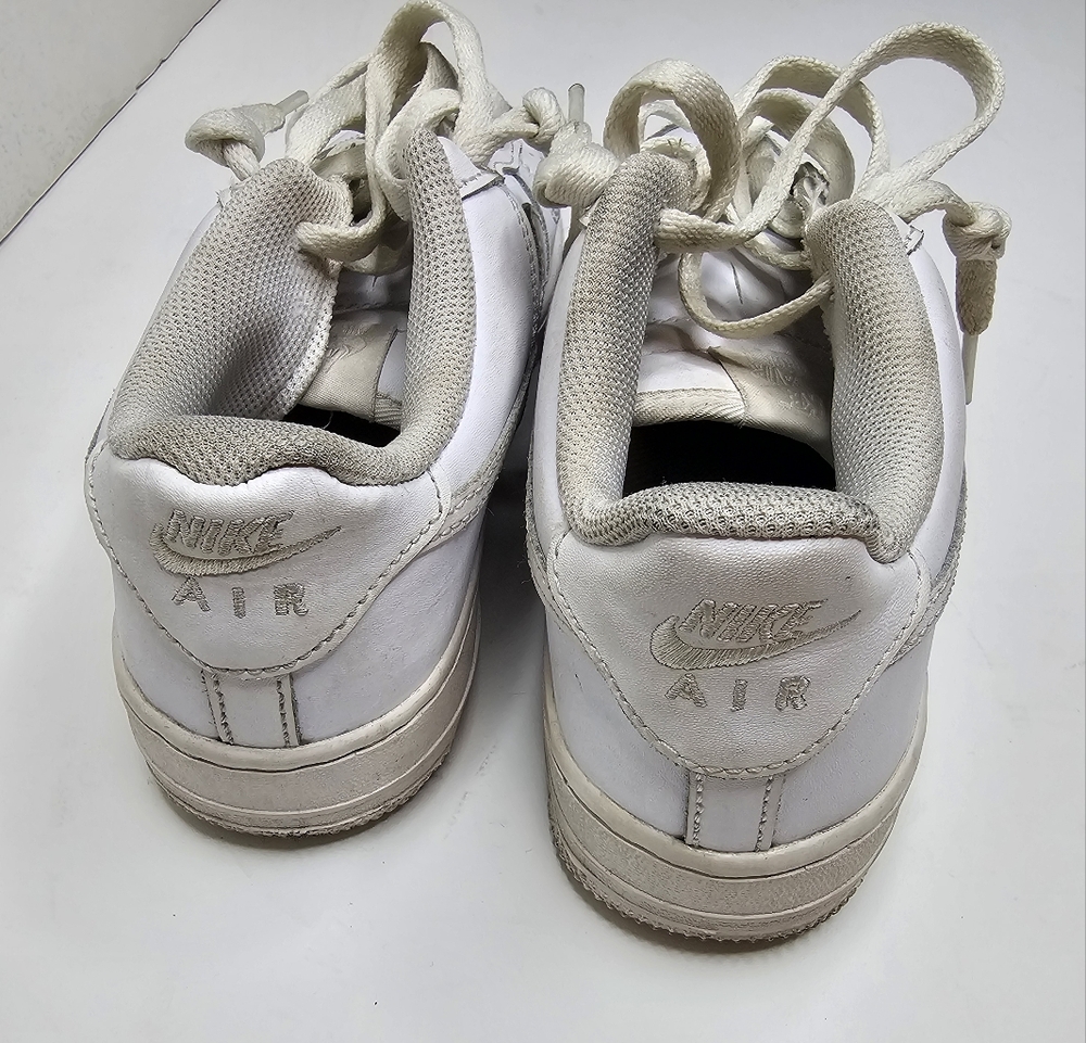 Nike Air Force 1 Low Tops Boys Mens Size 5.5  All White Unisex - Picture 8 of 11